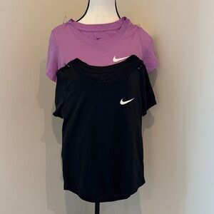 Nike Women's Black and Lavender Short Sleeve Tees